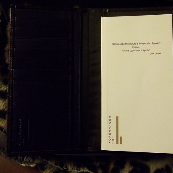 Wallet or memo pad - Picture 2 of 4